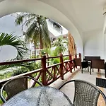 3 Bedroom Apartment Heart Playa!